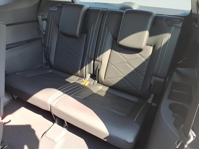 2026 Volkswagen Atlas SE w/Tech - Photo 14