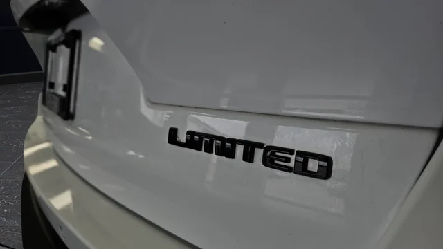 Used 2023 Bright White Clearcoat Jeep Limited image 40