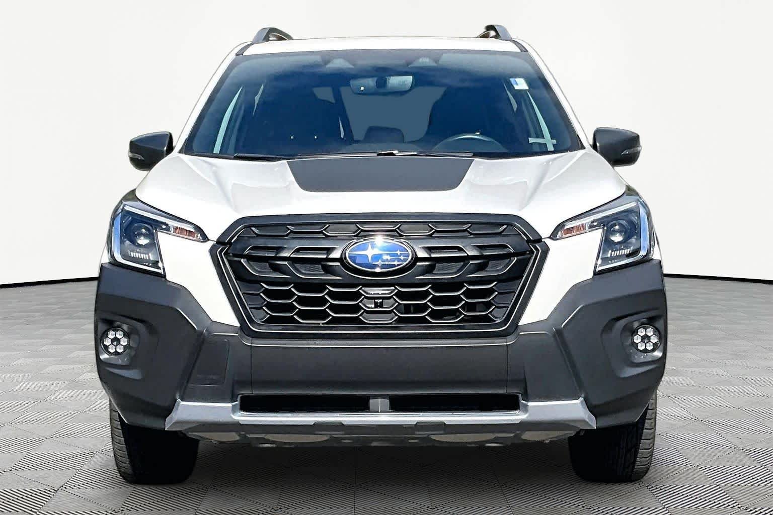 Used 2024 Crystal White Pearl Subaru Wilderness image 4