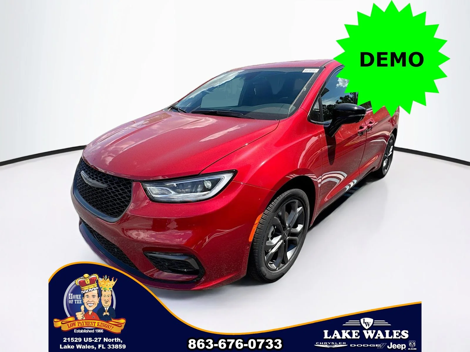 2026 Chrysler Pacifica Select's photo