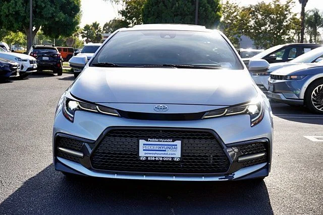 Used 2022 Silver Toyota SE image 4
