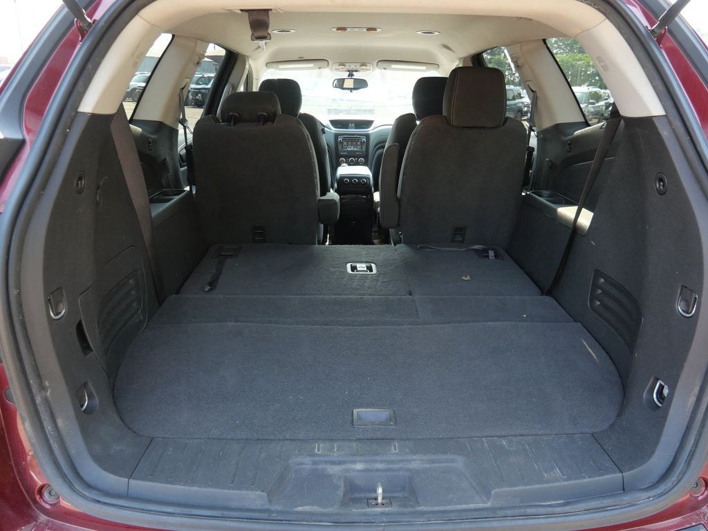 Used 2016 Red Chevrolet LT image 9