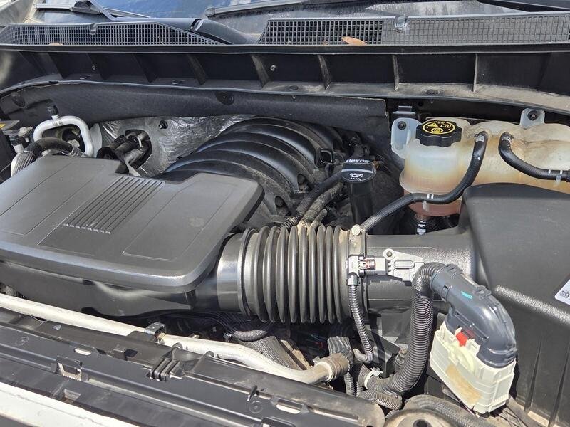 Used 2021 Pearl CHEVROLET 4WD CREW CAB 147" RST image 21