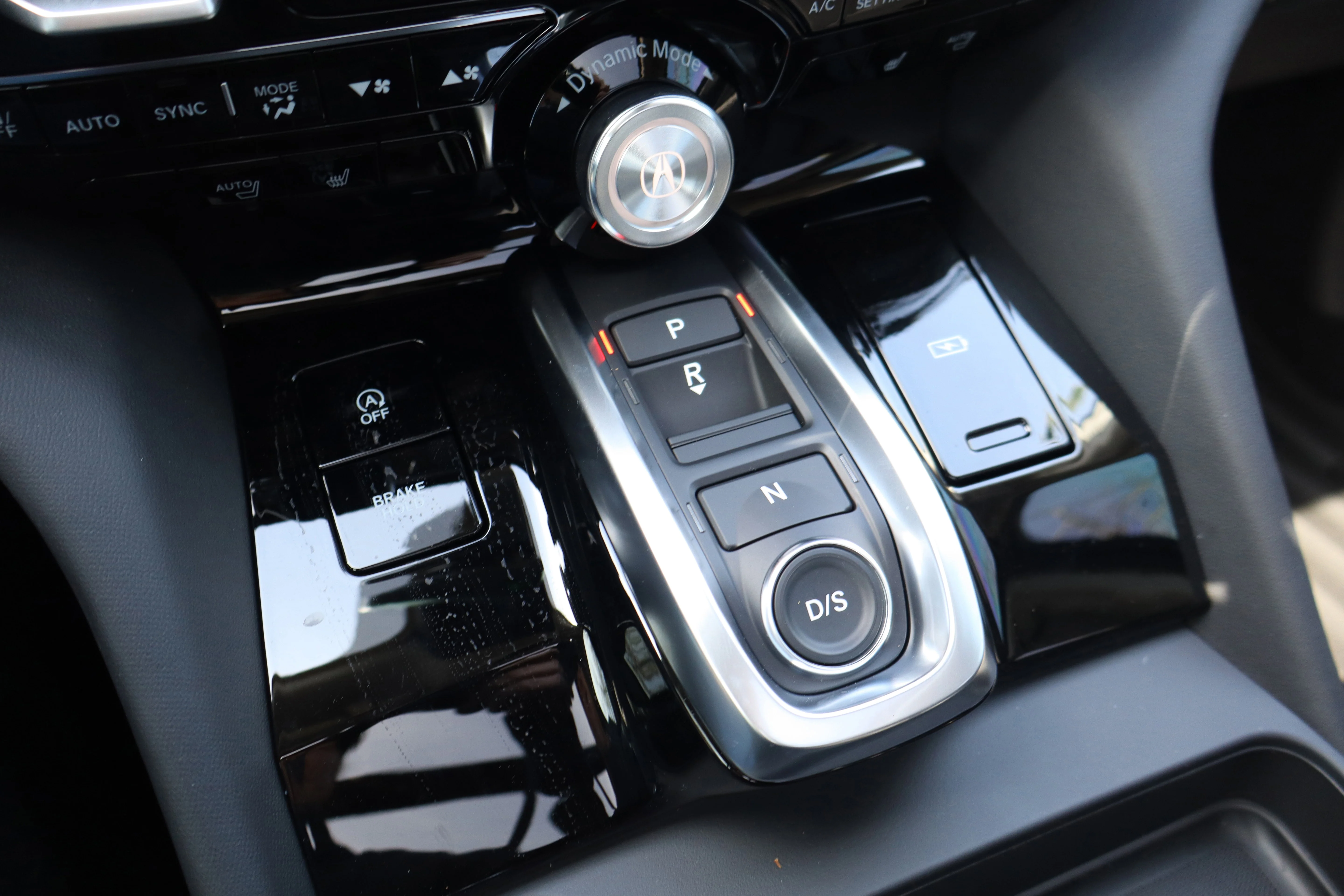 New 2026 Liquid Carbon Metallic Acura w/Technology Package image 19