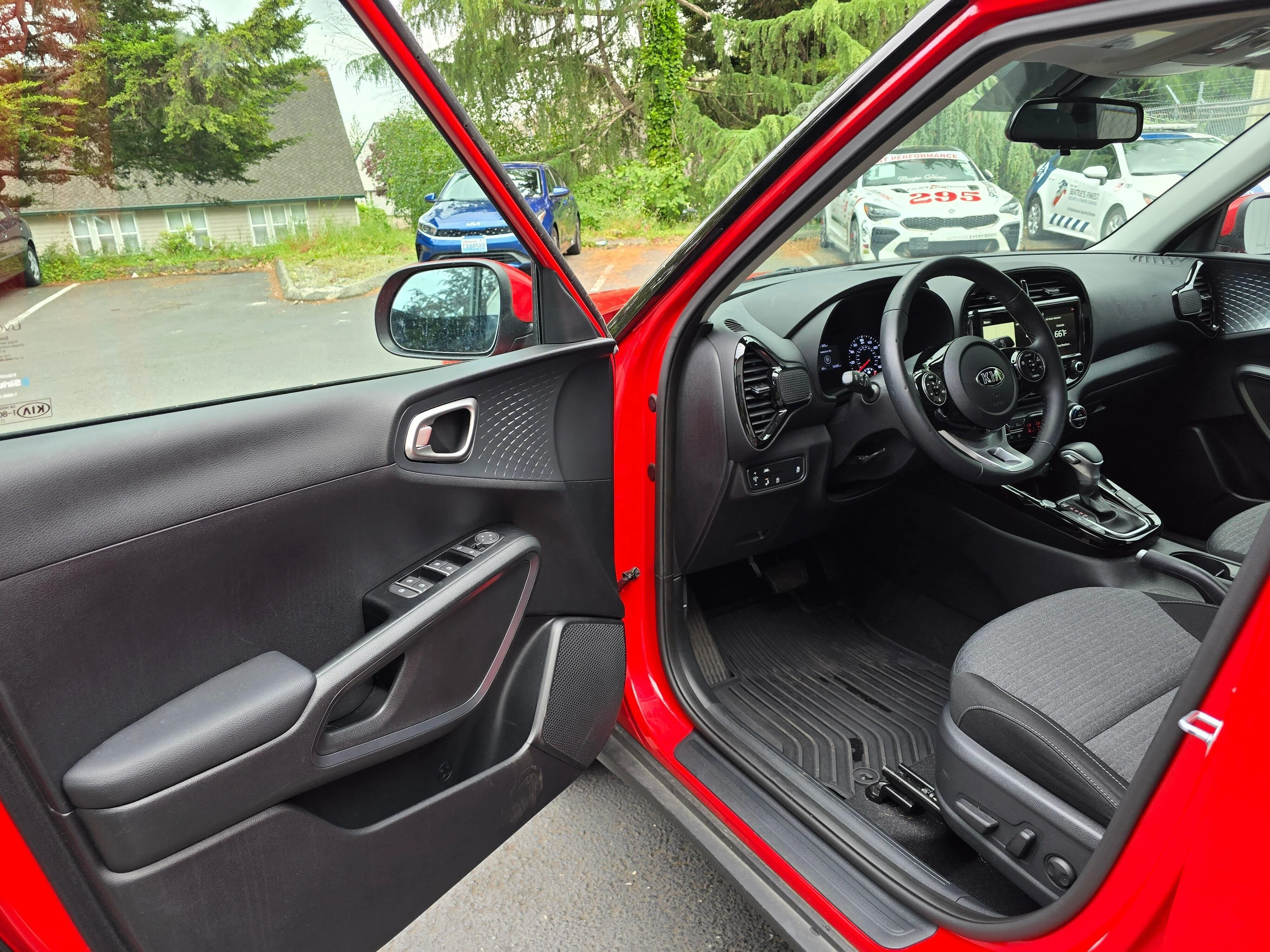 Used 2020 Inferno Red Kia EX image 7