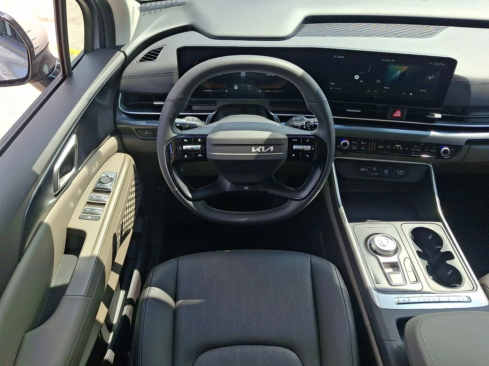 New 2027 Silver Kia LXS image 12