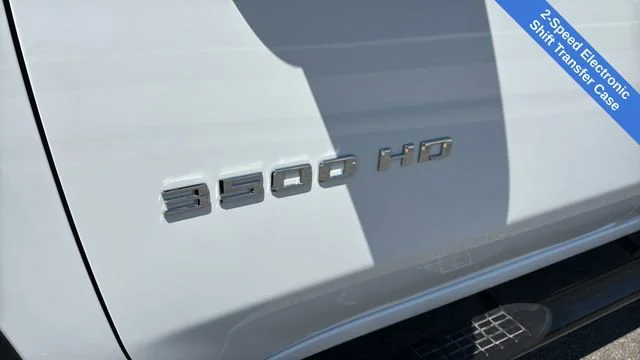 Used 2025 Summit White Chevrolet LT image 40