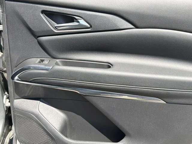 Used 2024 Gray Chevrolet LT image 37