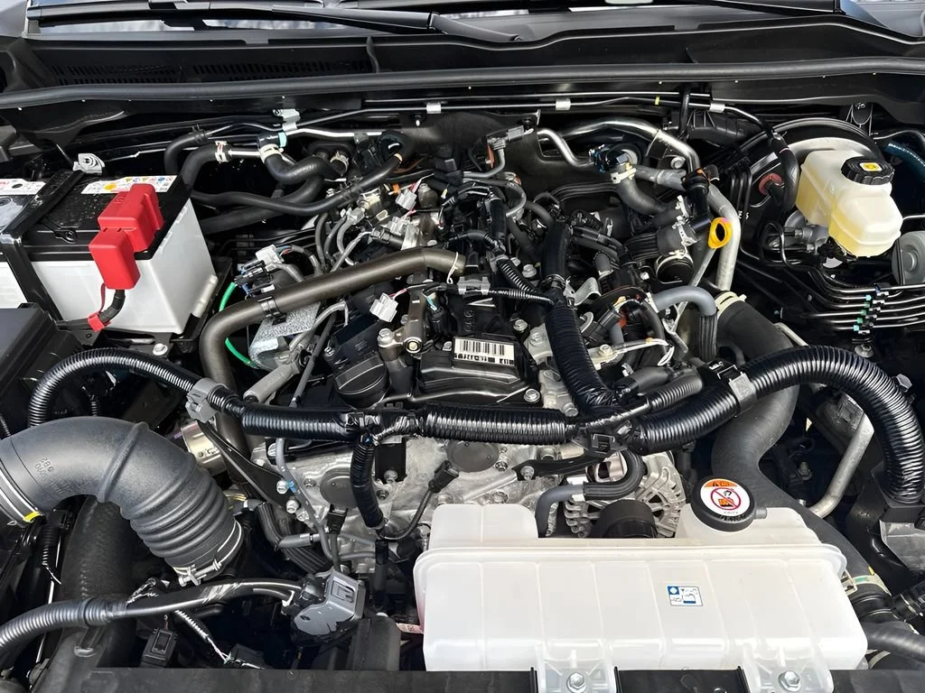 Used 2025  Toyota SR5 image 33