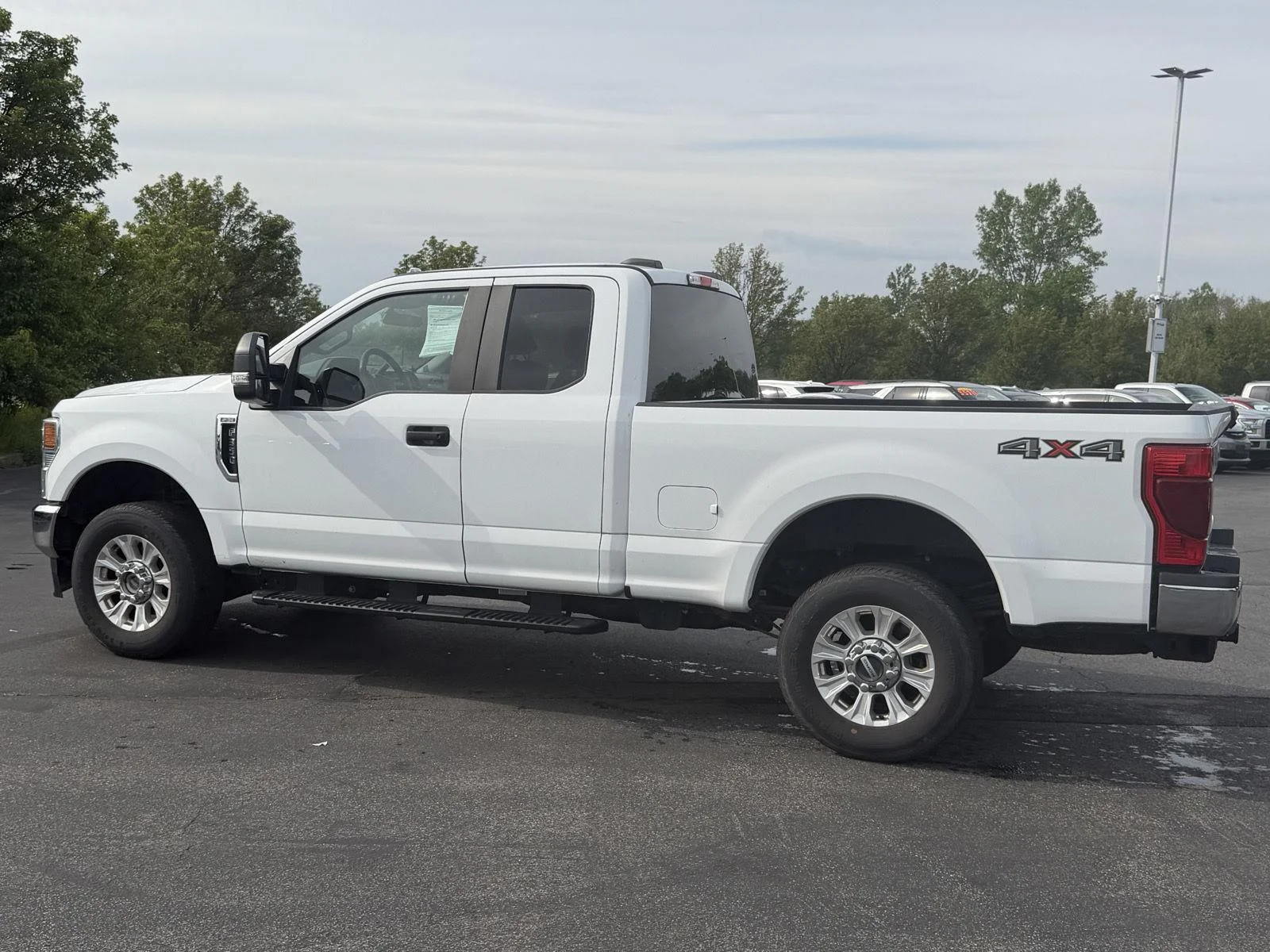Used 2022 Oxford White Ford  image 5