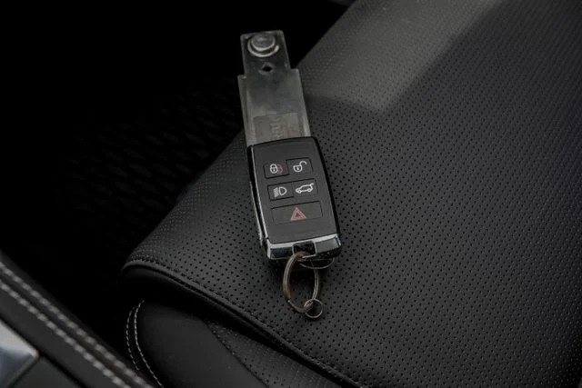 2026 Jaguar F-Pace R-Dynamic S - Photo 68