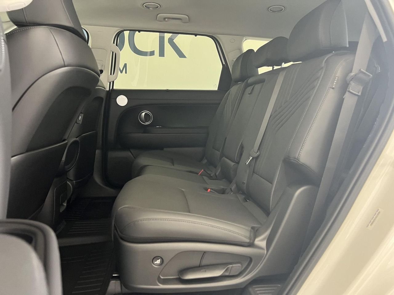 New 2027 Creamy White Pearl Hyundai SEL Premium 8P image 24