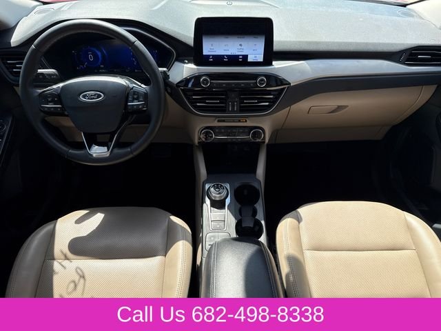 Used 2022 Red Ford SEL image 11
