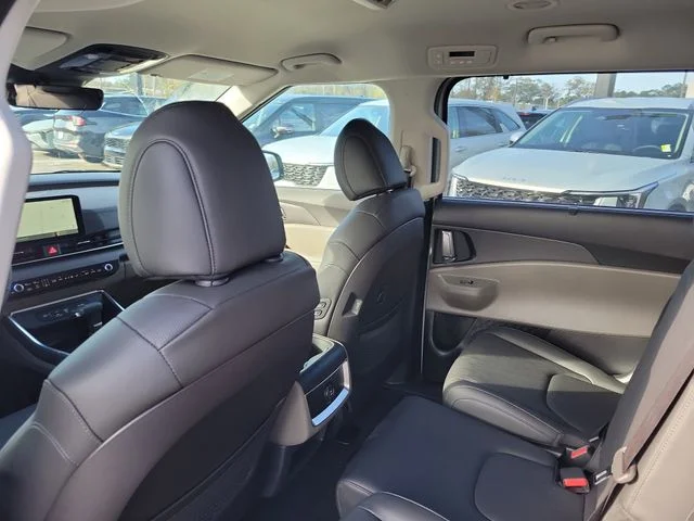 New 2026 Ivory Silver Kia EX image 25