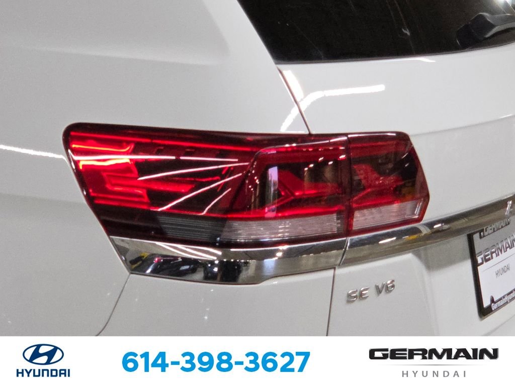 Used 2023 White Volkswagen 3.6L V6 SE w/Technology image 16