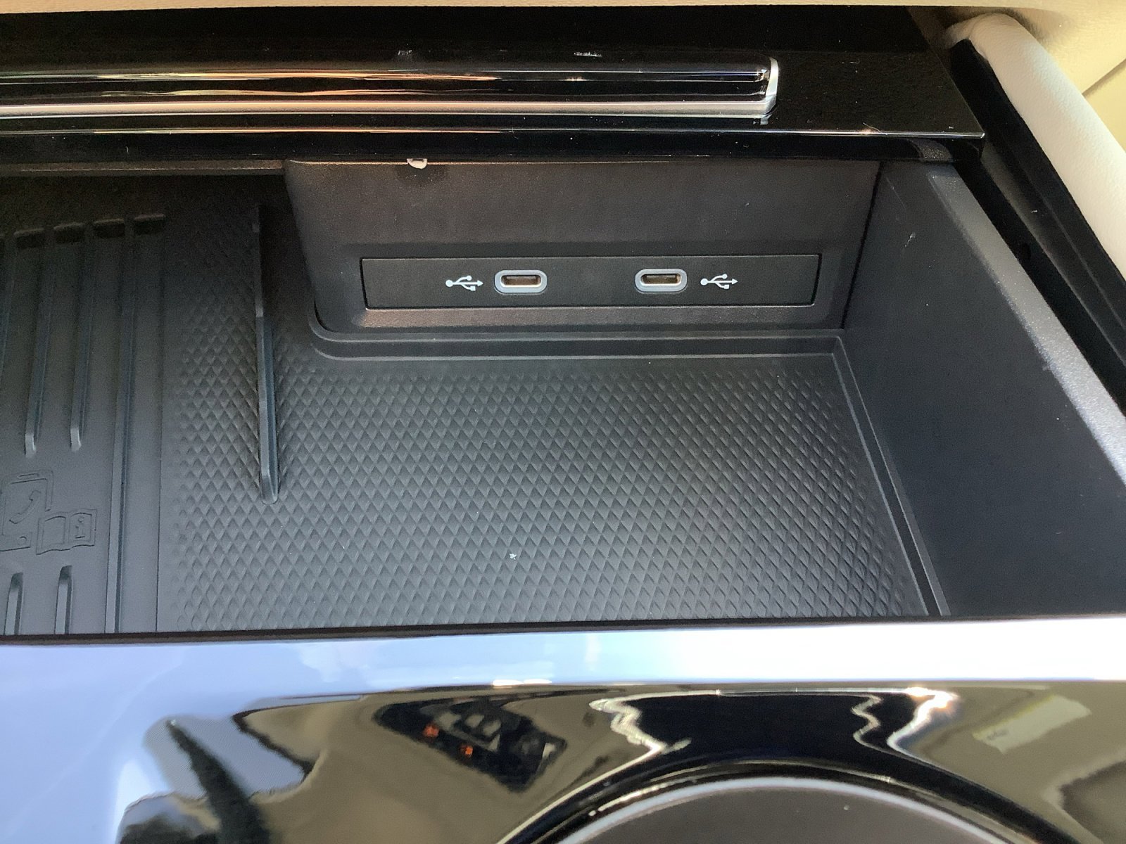 New 2026 Deep Black Pearl Volkswagen 2.0T SEL Premium R-Line image 20