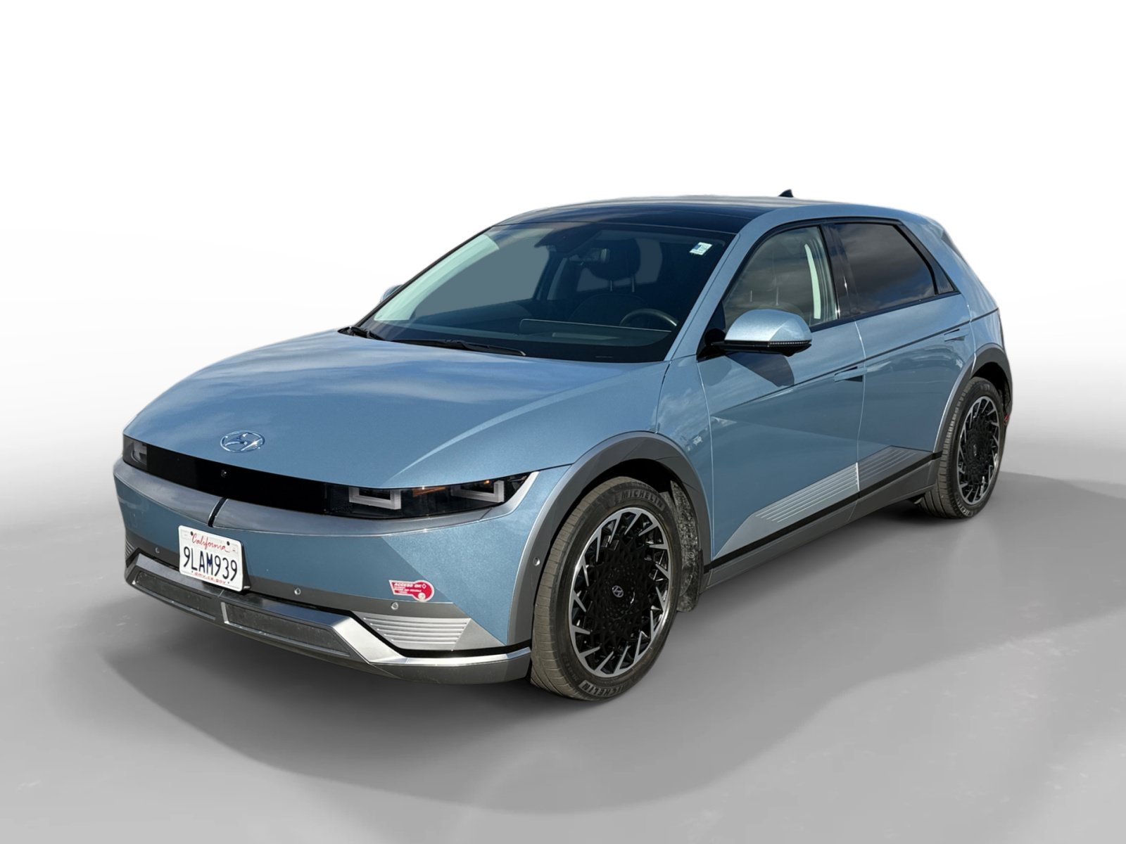 Used 2024 Blue Hyundai Limited image 1