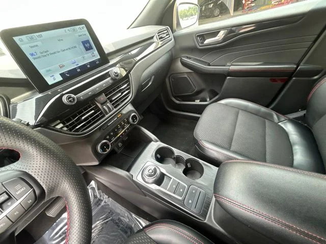 Used 2025 Silver Ford ST-Line Select image 27