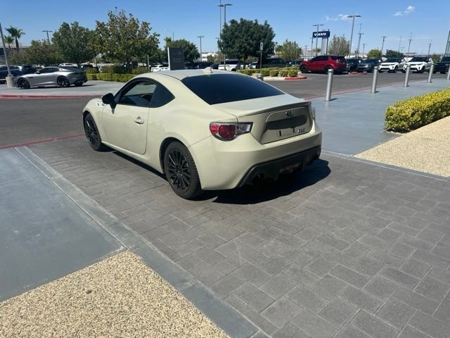 Used 2016  Scion Release Series image 7