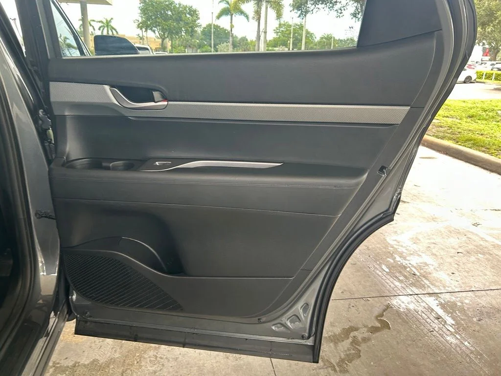 Used 2025 Gray Hyundai SEL image 26