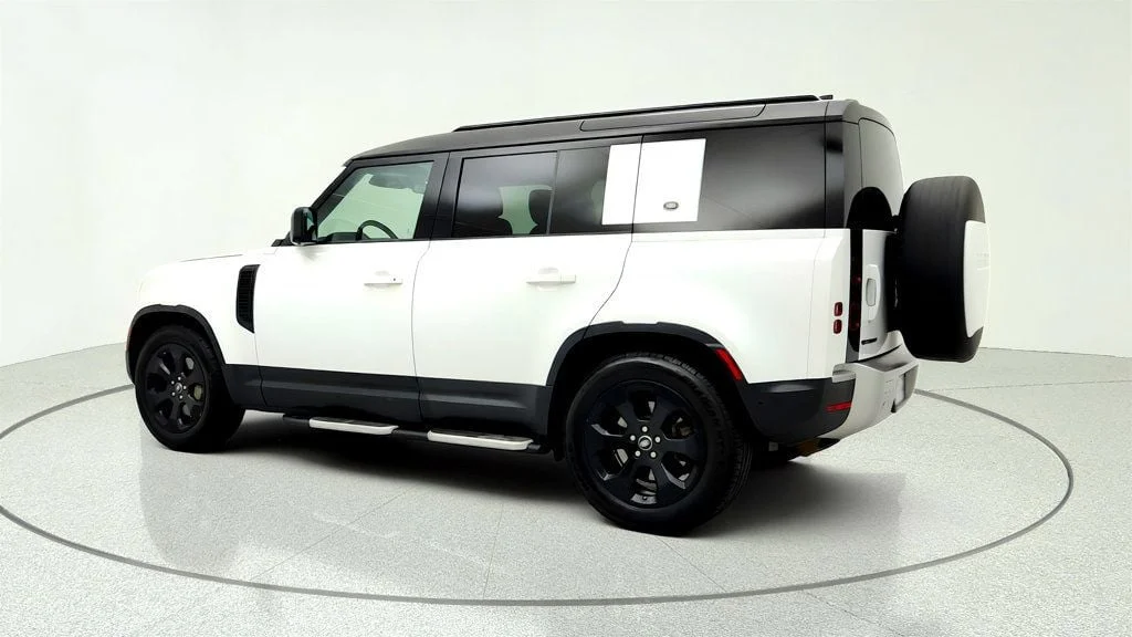 Used 2020 Fuji White Land Rover 110 SE AWD w/ Black Pack, Fixed Side Steps & 20