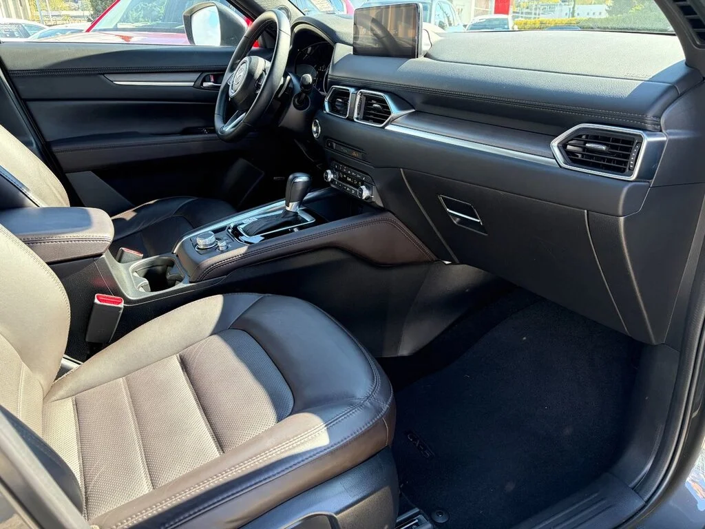 Used 2022  Mazda Signature AWD at Signature package. Turbo,AWD,Su image 19