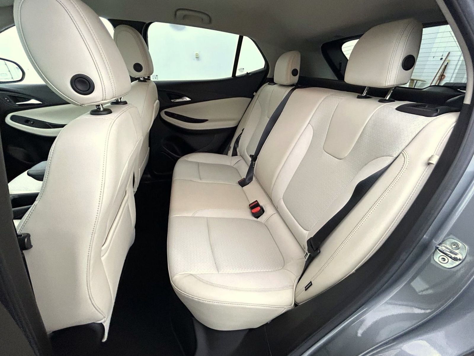 Used 2023 Gray Buick Preferred image 19