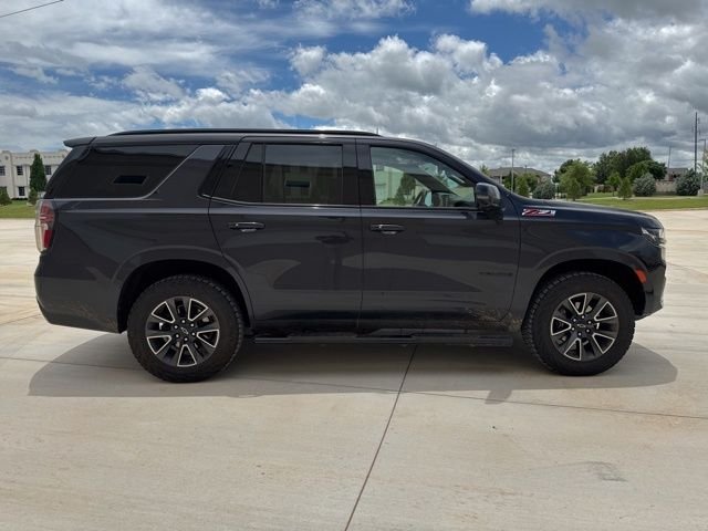 Used 2022 Gray Chevrolet Z71 image 4