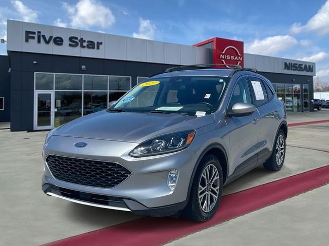 Used 2022 Silver Ford SEL image 3