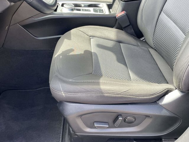 Used 2022 Carbonized Gray Metallic Ford XLT image 41