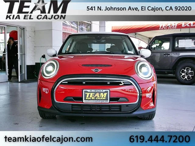 Used 2024 Red MINI Iconic image 4