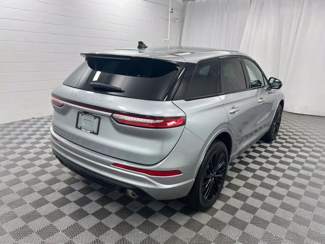 Used 2023 Silver Lincoln Standard image 5