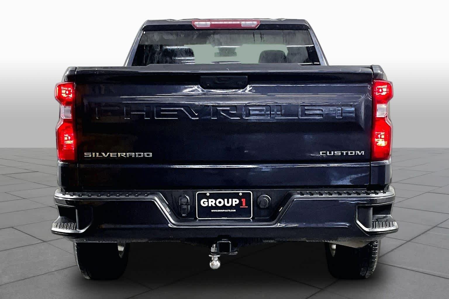 Used 2022 Dark Ash Metallic Chevrolet Custom image 5