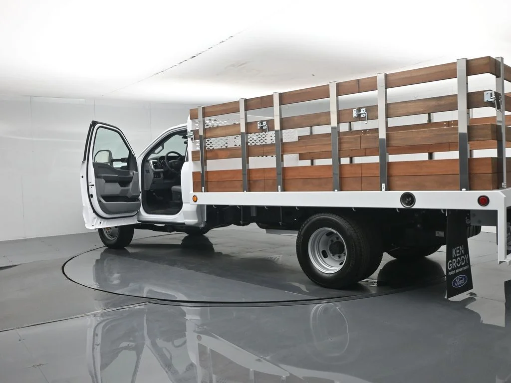 New 2026 White Ford XL image 29
