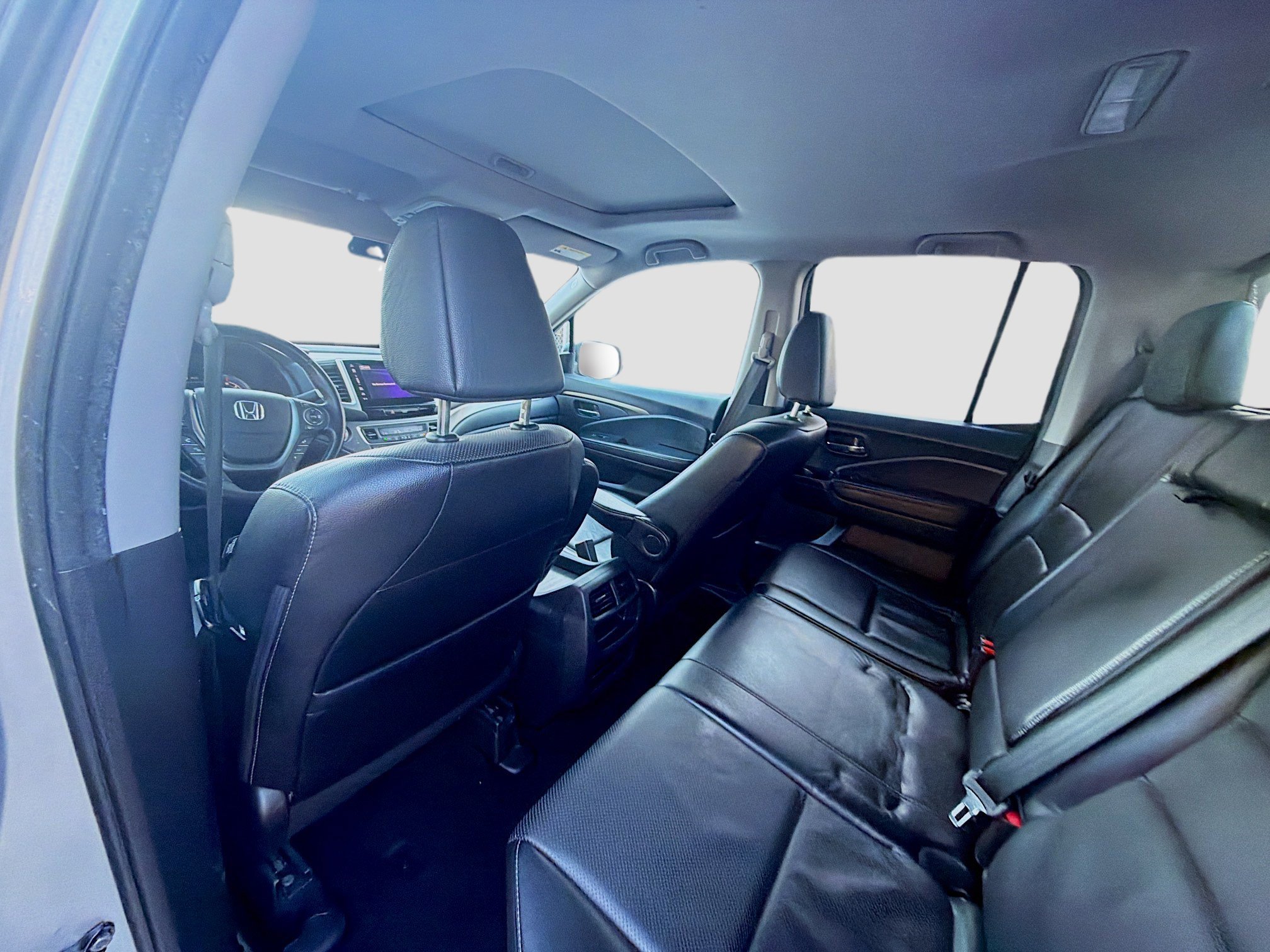 Used 2020 Silver Honda RTL image 22