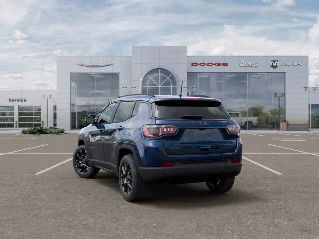 New 2026 Fathom Blue Pearl-Coat Exterior Paint Jeep Latitude Altitude image 3