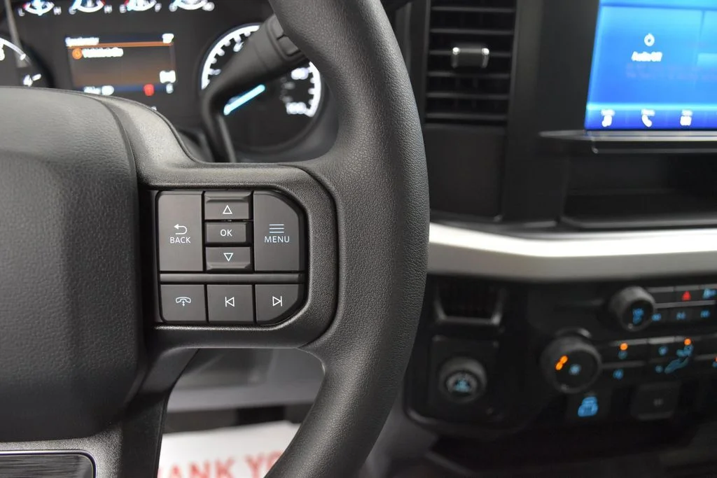 New 2025 Gray Ford XL image 9