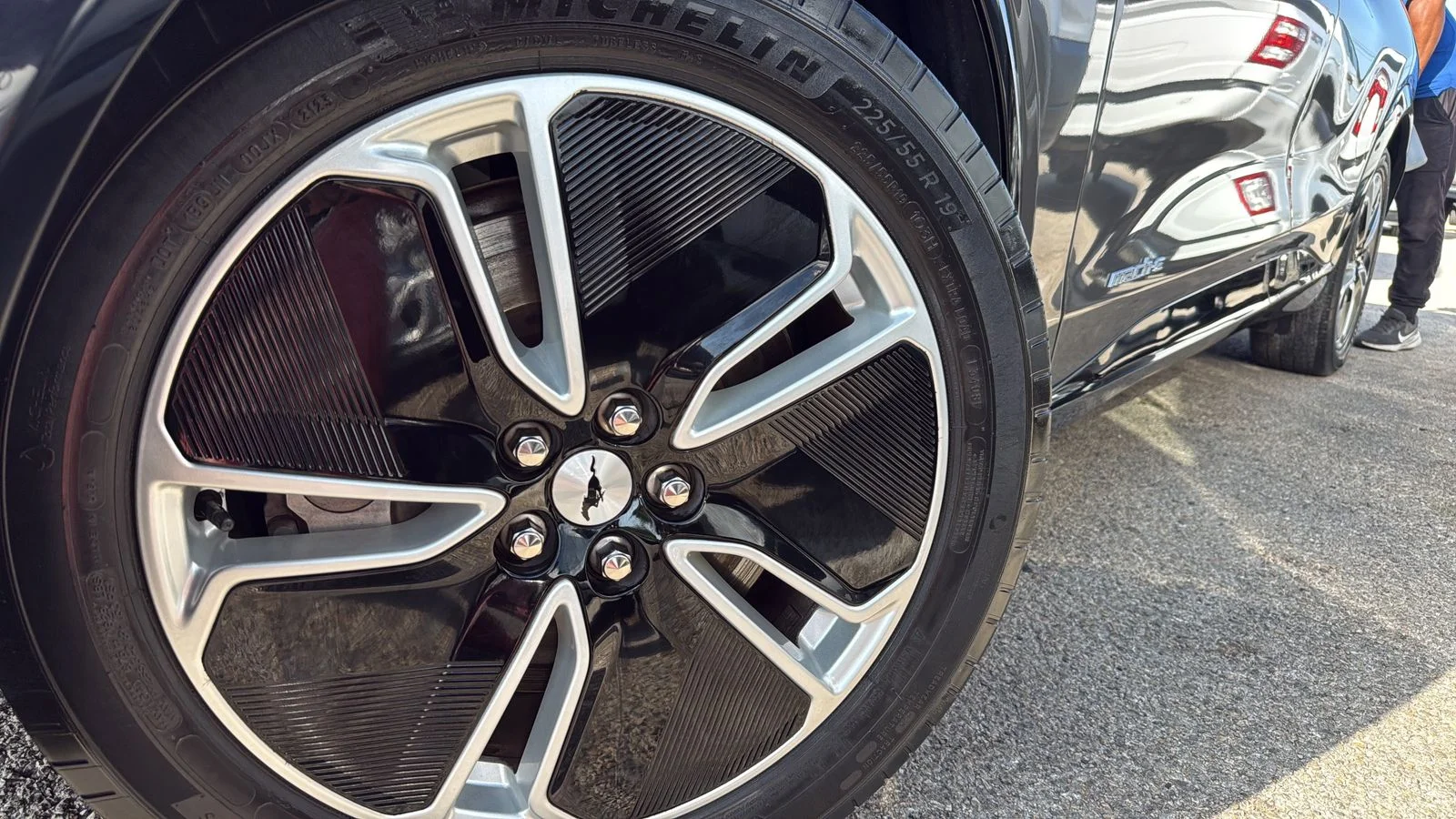 Used 2023 Gray Ford Premium image 29