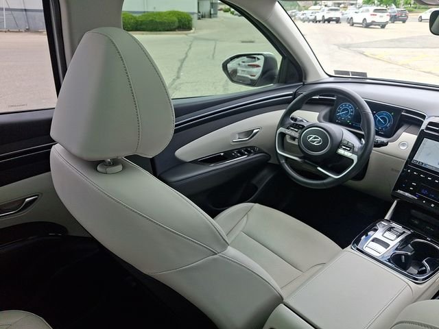 Certified Used 2024 White Hyundai SEL Convenience image 14