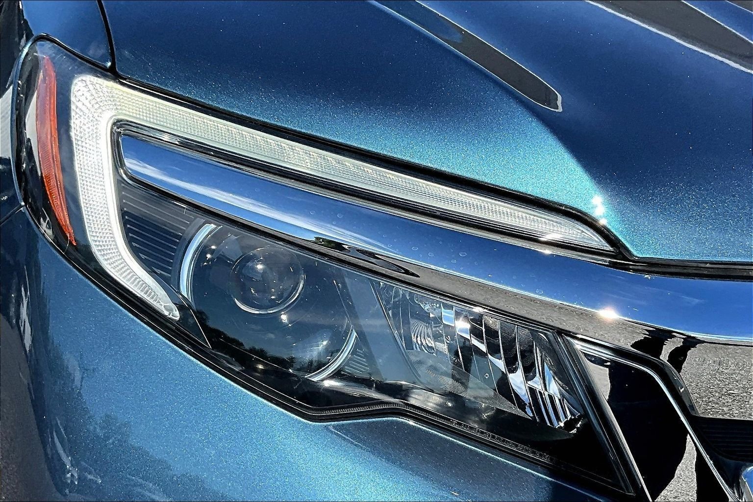 Used 2022  Honda EX-L image 30