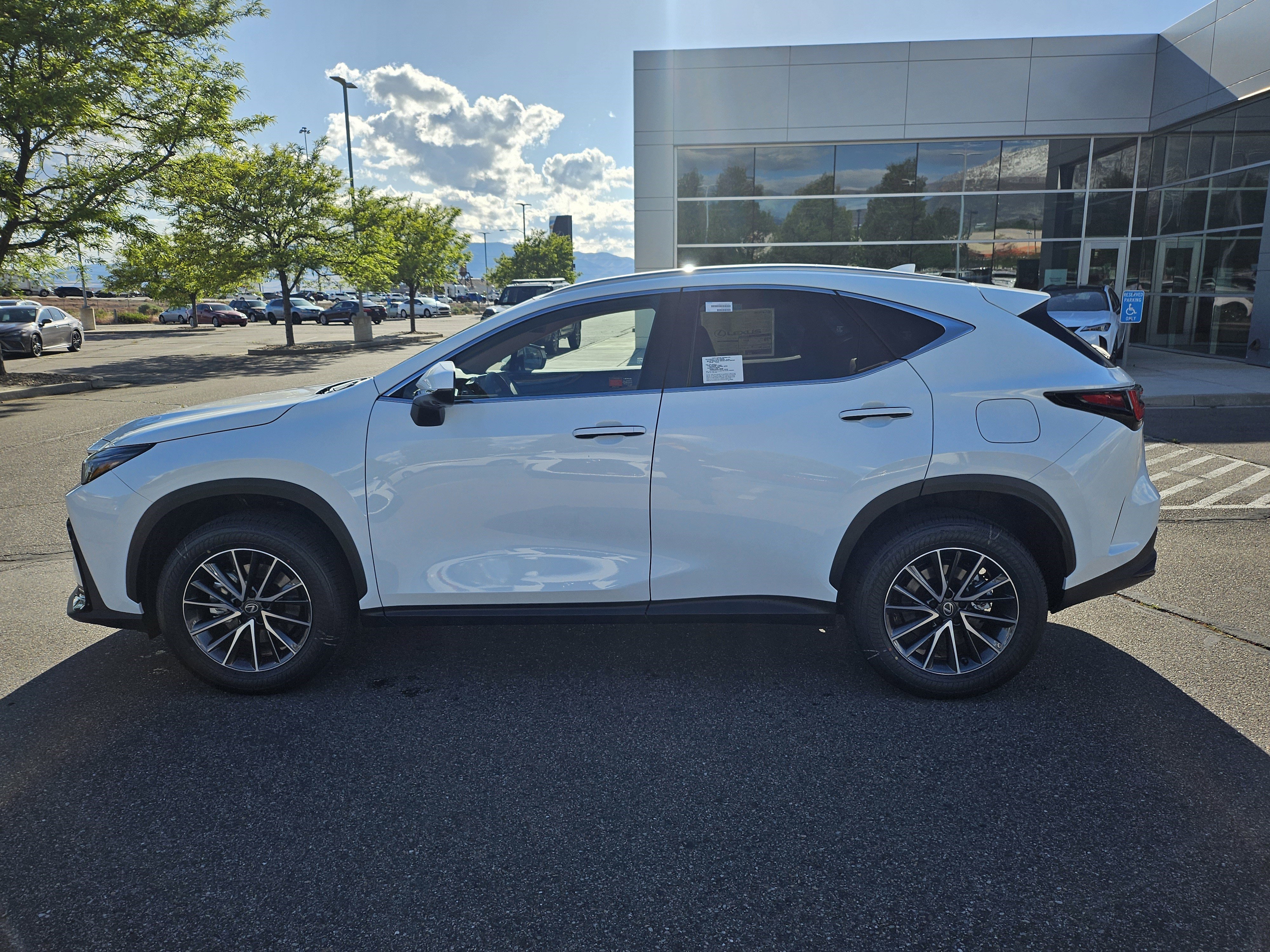 New 2026 Ultra White Lexus PREMIUM image 9