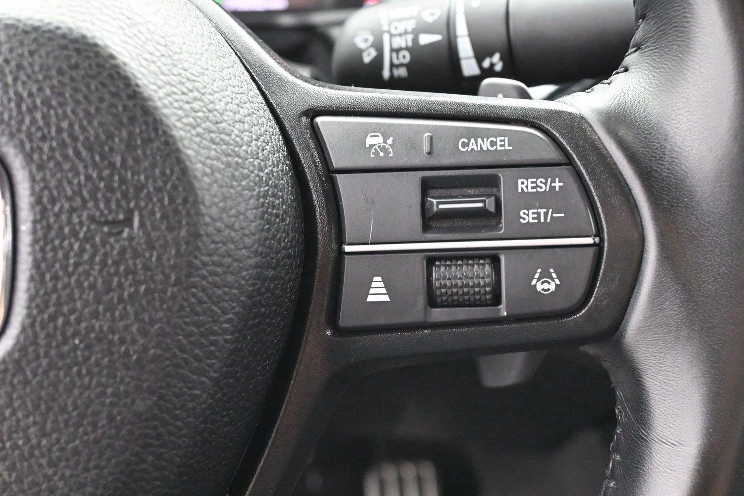 Used 2024 Platinum White Pearl Honda Sport image 17