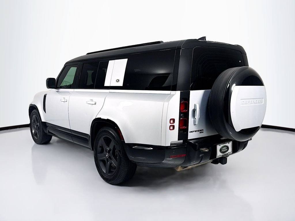 Certified Used 2023 Hakuba Silver Metallic Land Rover X-Dynamic SE image 7