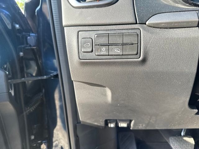 Used 2022 Blue Mazda Touring image 19