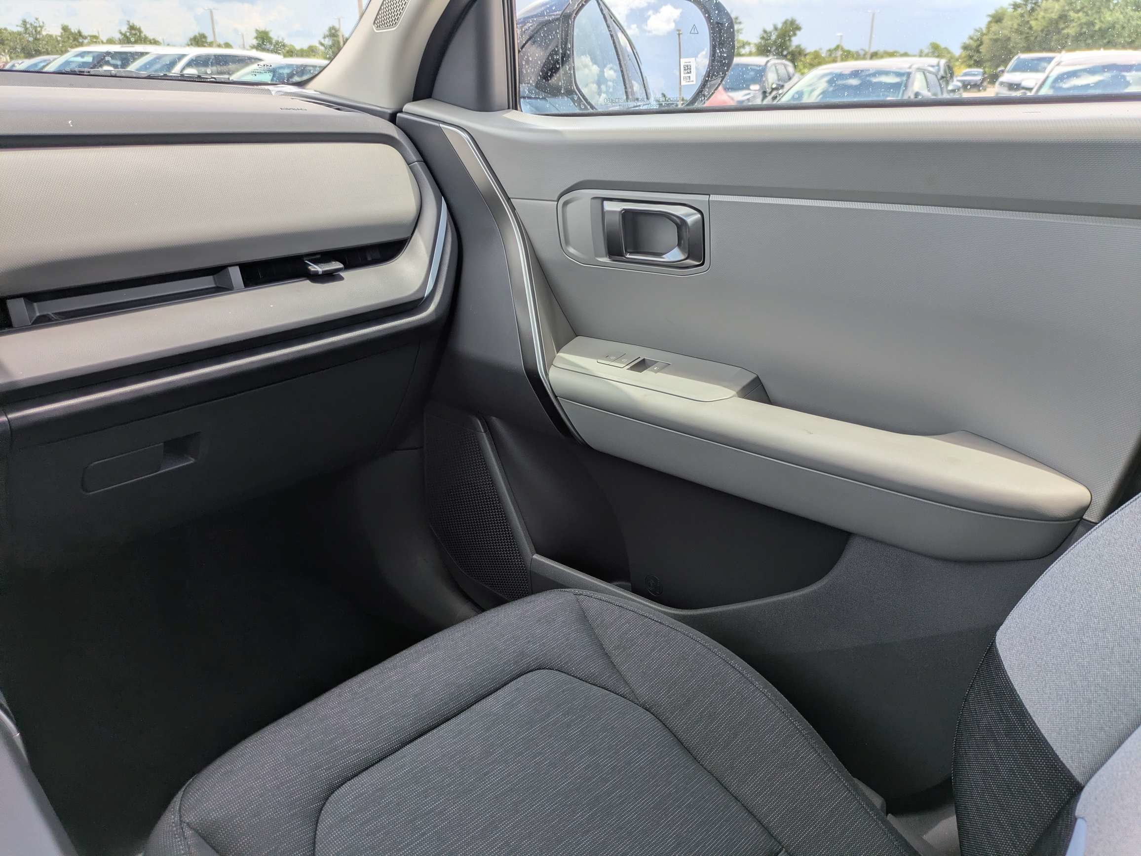 New 2027 Frost Blue Kia S image 18