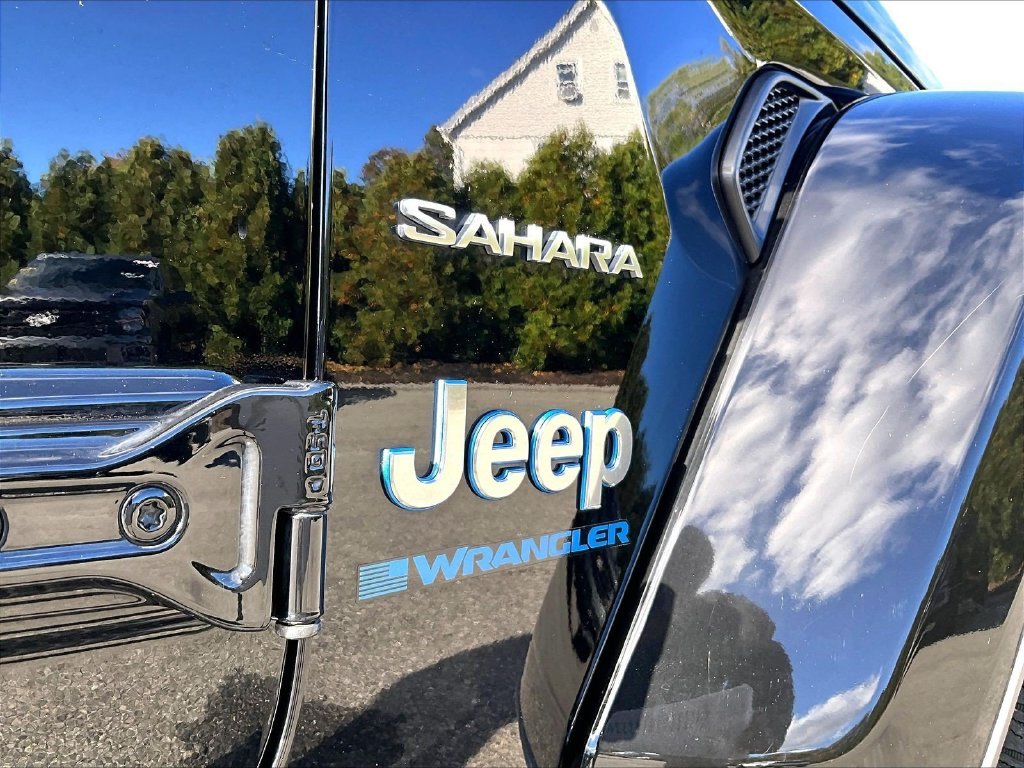 Used 2024 Black Jeep Sahara 4xe image 29