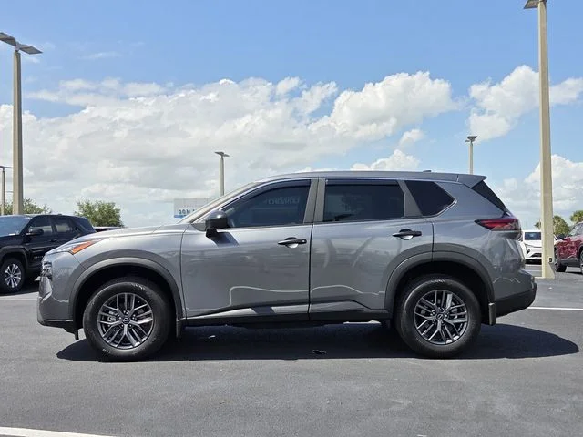 Used 2026 Gray Nissan S image 3