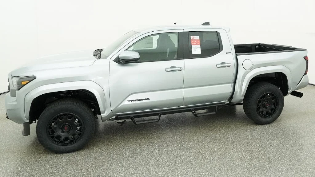 New 2026 Celestial Silver Metallic Toyota SR5 image 20
