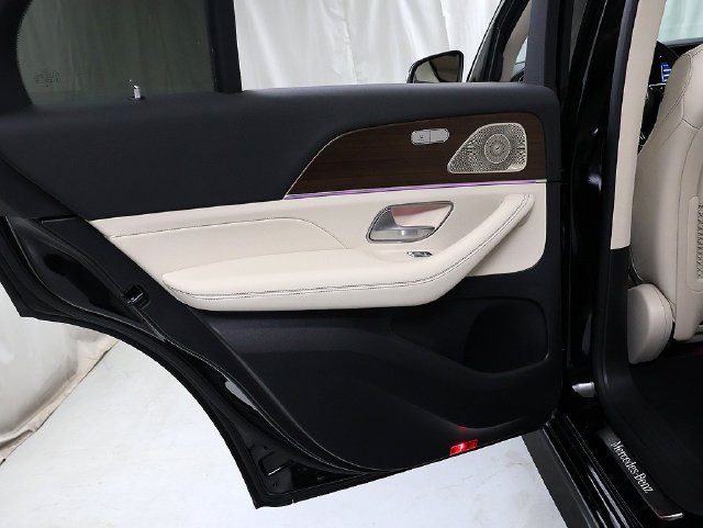 Certified Used 2026 Black Mercedes-Benz GLE 350 image 30