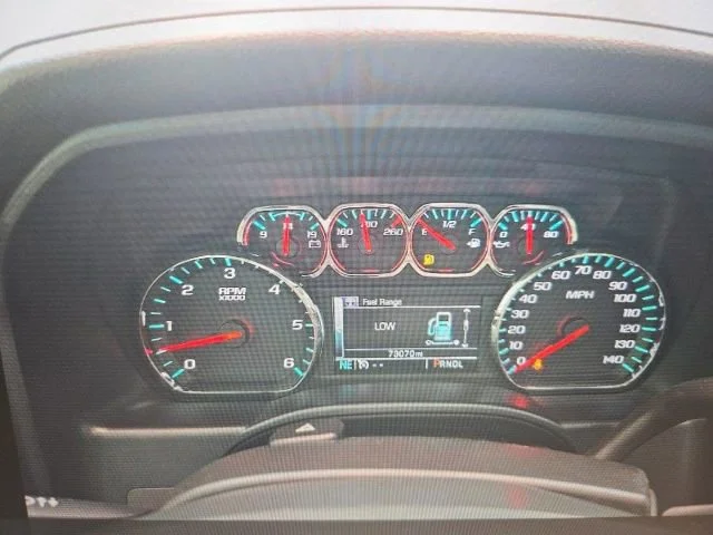Used 2017 IRIDESCENT PEARL TRICOAT Chevrolet High Country image 6